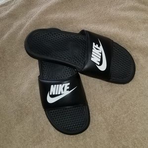 Nike slides